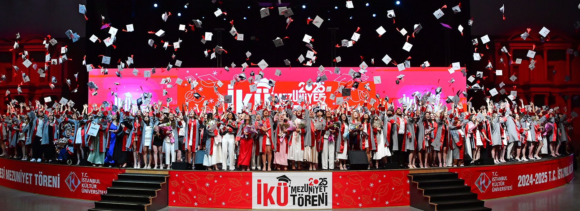 İKÜ 2024-2025 Mezuniyet Töreni